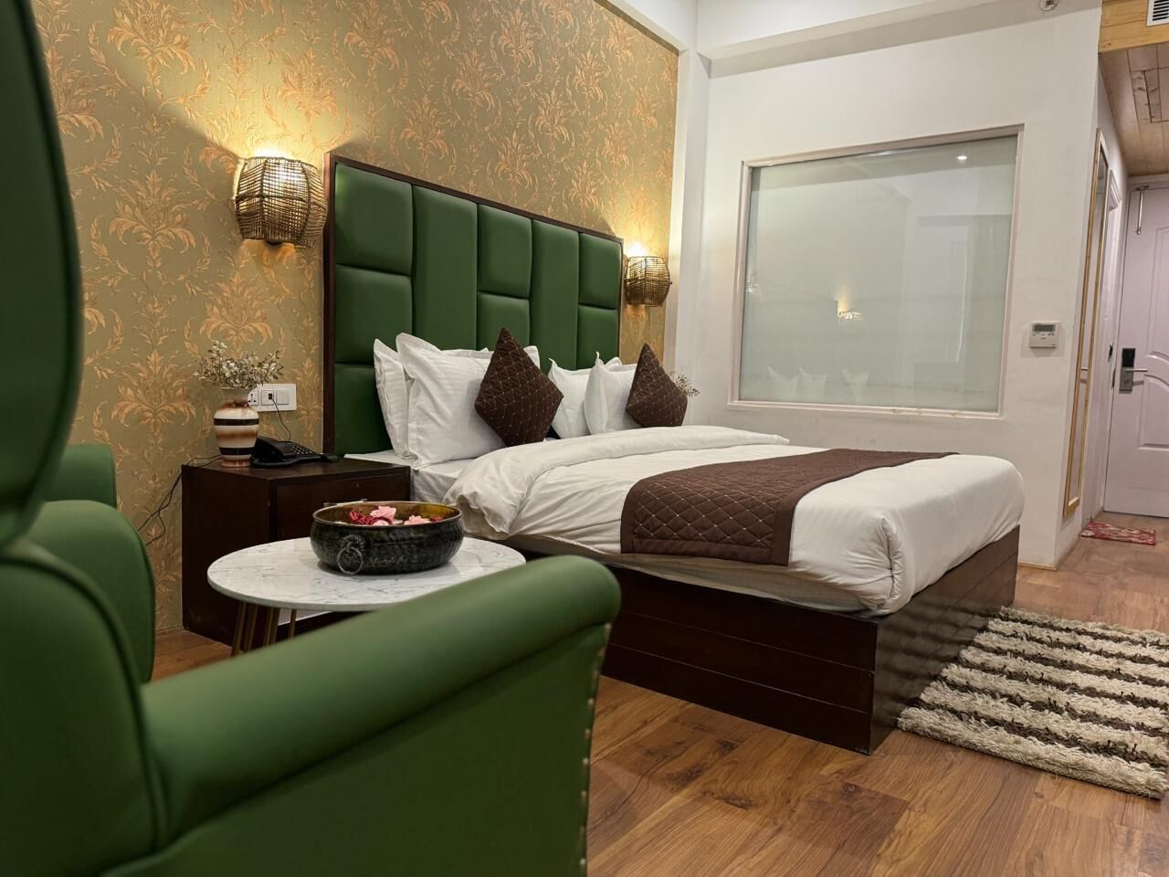 Double Room, Balcony, Valley View | Free WiFi