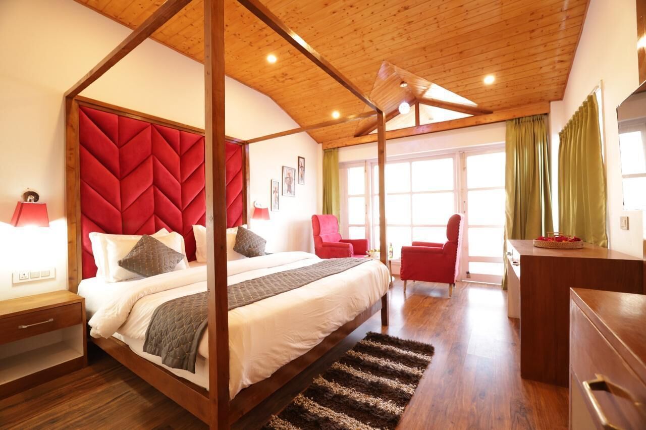 Luxury Double Room, Balcony, Valley View