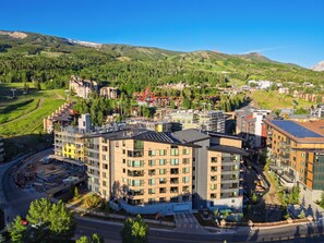 Exterior - Ski-In/Ski-Out + Sonos | Walk to Gondola + Dining | Electric Pass Lodge (Snowmass Village)