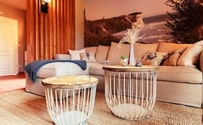TV, DVD player, stereo - Beachfront vacation rental with a private terrace - Bakenberg Vacation Village, Rental A28 (Dranske)