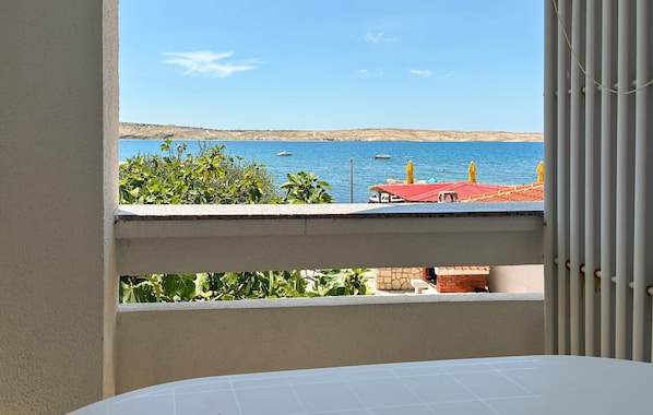 Property grounds - Cozy apartment in Kustici with WiFi (Kustici)