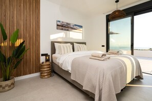 Iron/ironing board, free WiFi, bed sheets - Duplex Penthouse Med Blue Los Monteros by Time & Home (Marbella)