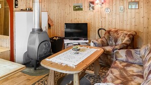 Unclassified image, 5 of 13, button - 4 bedroom lovely home in Nordfjordeid (Nordfjordeid)