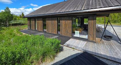Gorgeous home in Torpo with WiFi