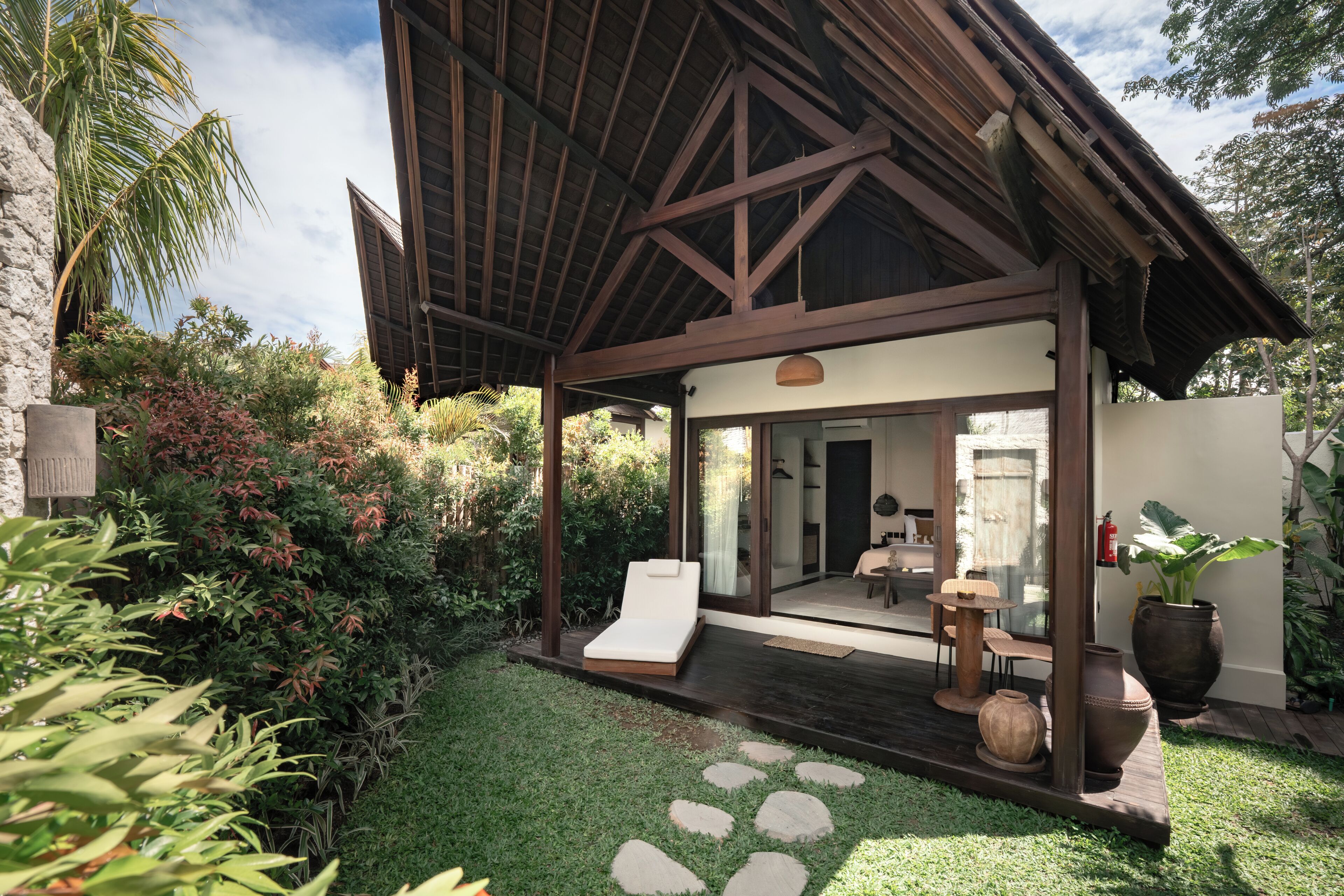 Deluxe Villa, 1 King Bed with Sofa bed, Non Smoking, Garden View | Minibar, in-room safe, desk, free WiFi
