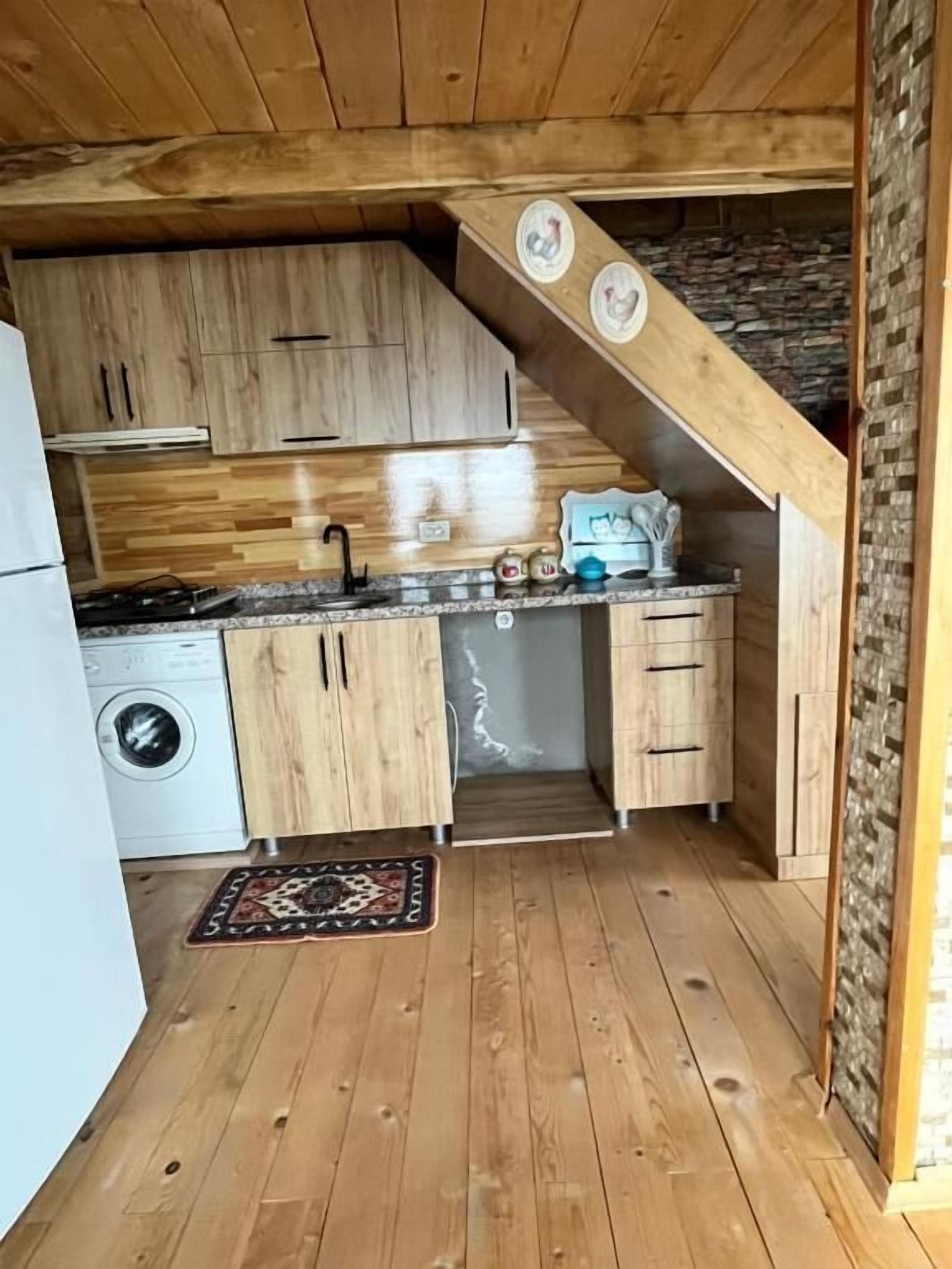 Chalet, vista al jardín | Cocina privada