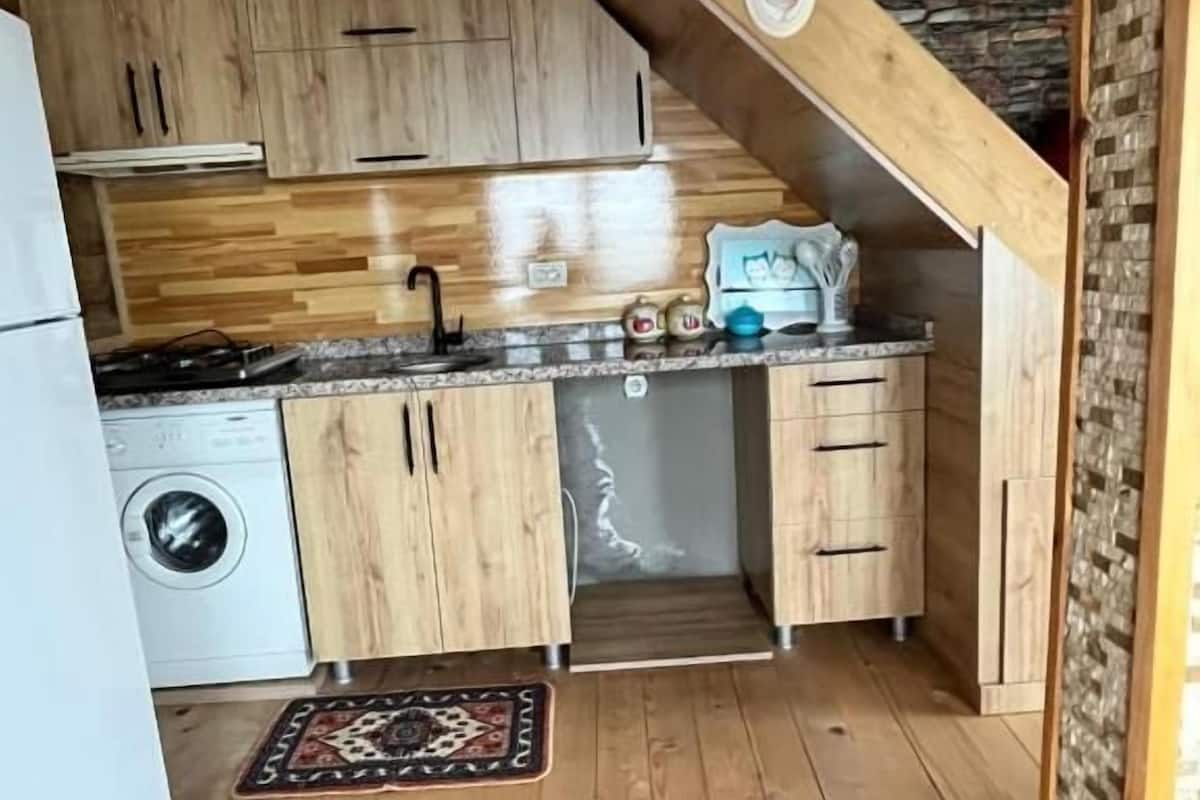 Chalet, näköala puutarhaan | Yksityinen keittiö