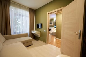Family Room | Living area - SUNLİGHT HOTEL (İstanbul)