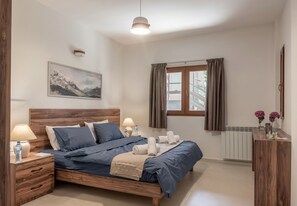 Room - Stone 1 - Faqra - 2 bedroom apartment cliffside with large grass patio (Kfardibiane)