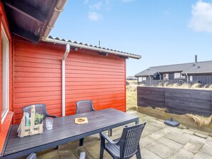 Outdoor dining - "Myra" - 100m from the sea by Interhome (Løkken)