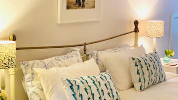 5 chambres, fer et planche à repasser, accès Internet, draps fournis