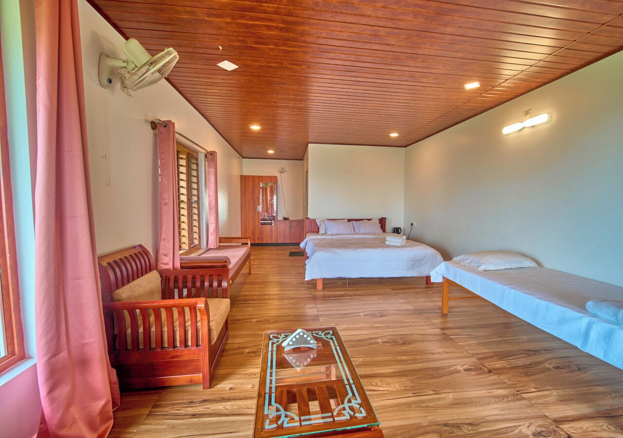 Deluxe Studio Suite, Balcony, Garden View | Desk, laptop workspace, free WiFi