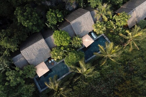 An Hideaway Resort