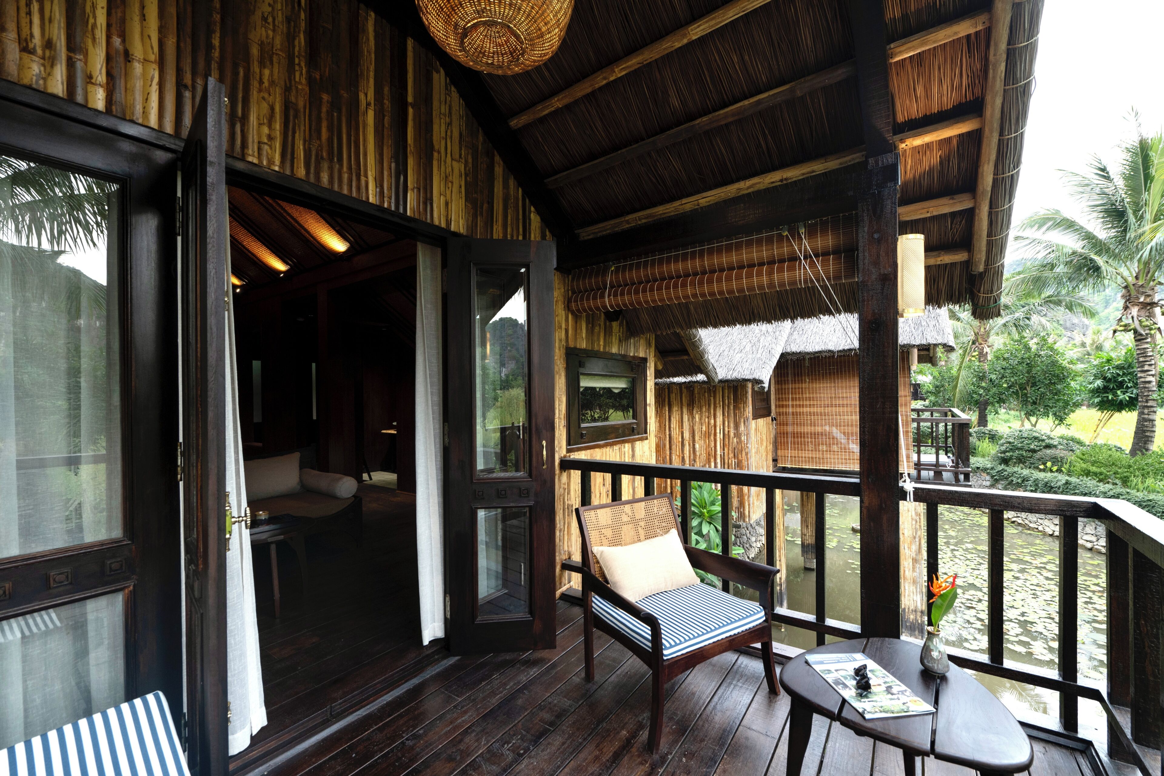 Bungalow Premium, vistas a la montaña | Jardines del alojamiento
