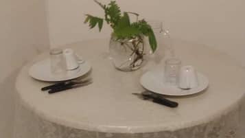 Fridge, toaster, cookware/dishes/utensils