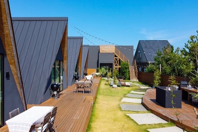 TENT Ichinomiya Glamping Resort
