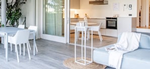Dining - "Tra gli Ulivi di Giovanni" Charming Apartment (Pai)