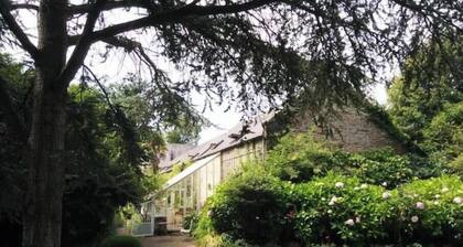 Le Gîte de la Serre – the glass-roofed cottage where you can take the time to enjoy life