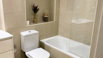 Shower, towels