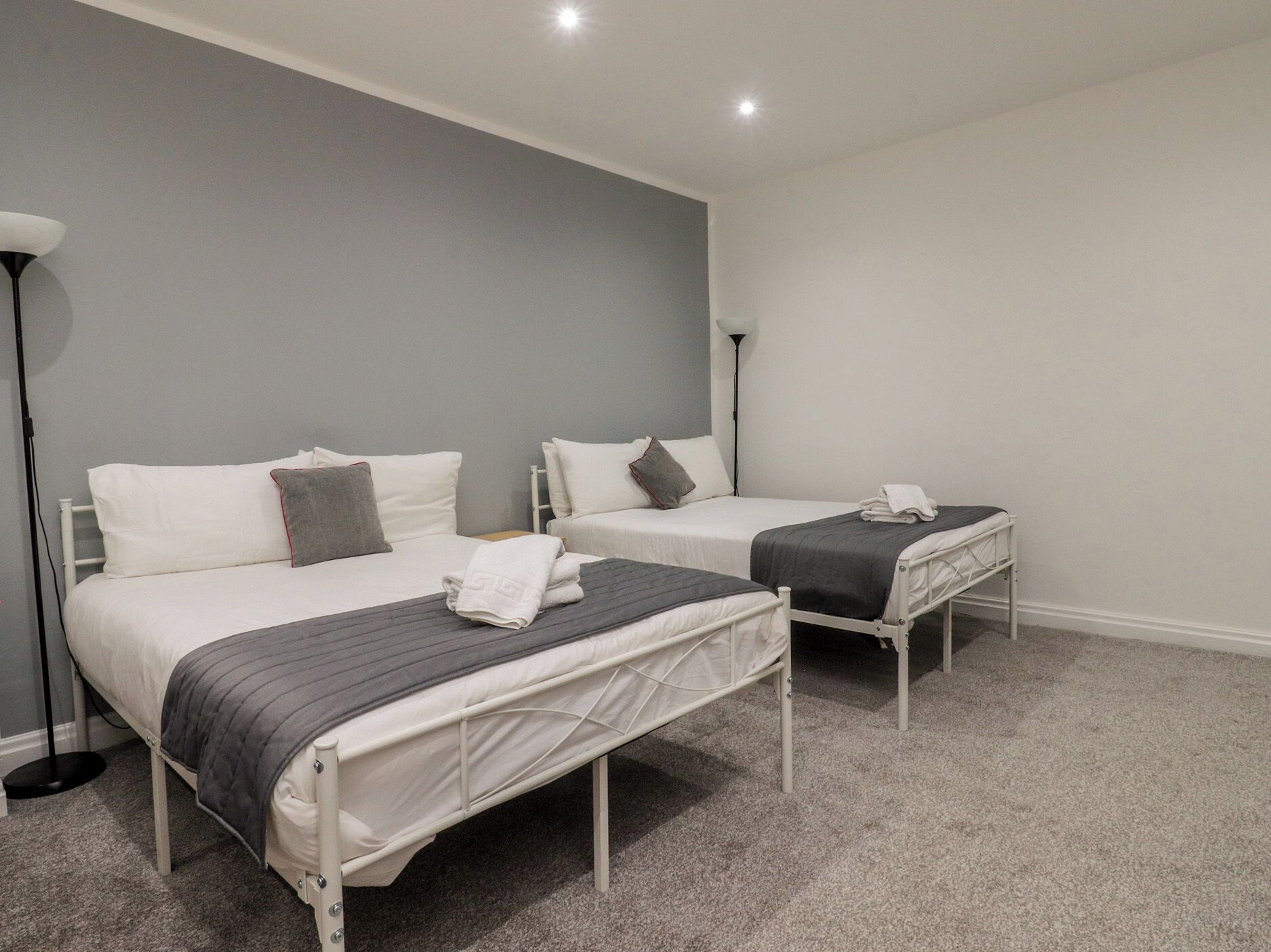 2 bedrooms, WiFi (free), individually decorated, individually furnished
