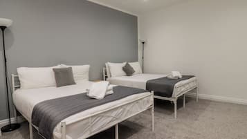 2 bedrooms, WiFi (free), individually decorated, individually furnished