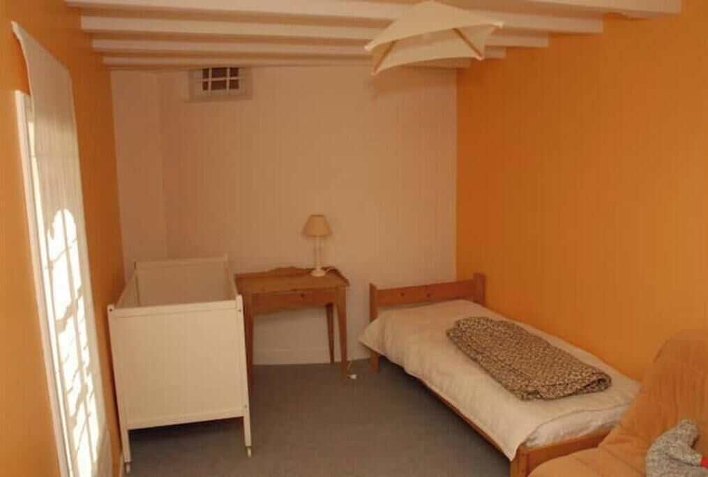 6 bedrooms, WiFi (free)