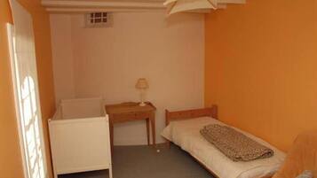 6 bedrooms, WiFi (free)