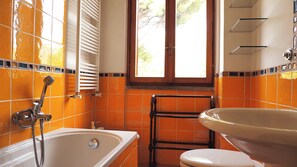 Bathroom - Vrbo Property (Fregene)