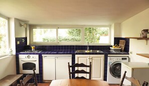 Private kitchen - Vrbo Property (Fregene)