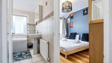 1 bedroom, iron/ironing board, free WiFi, bed sheets