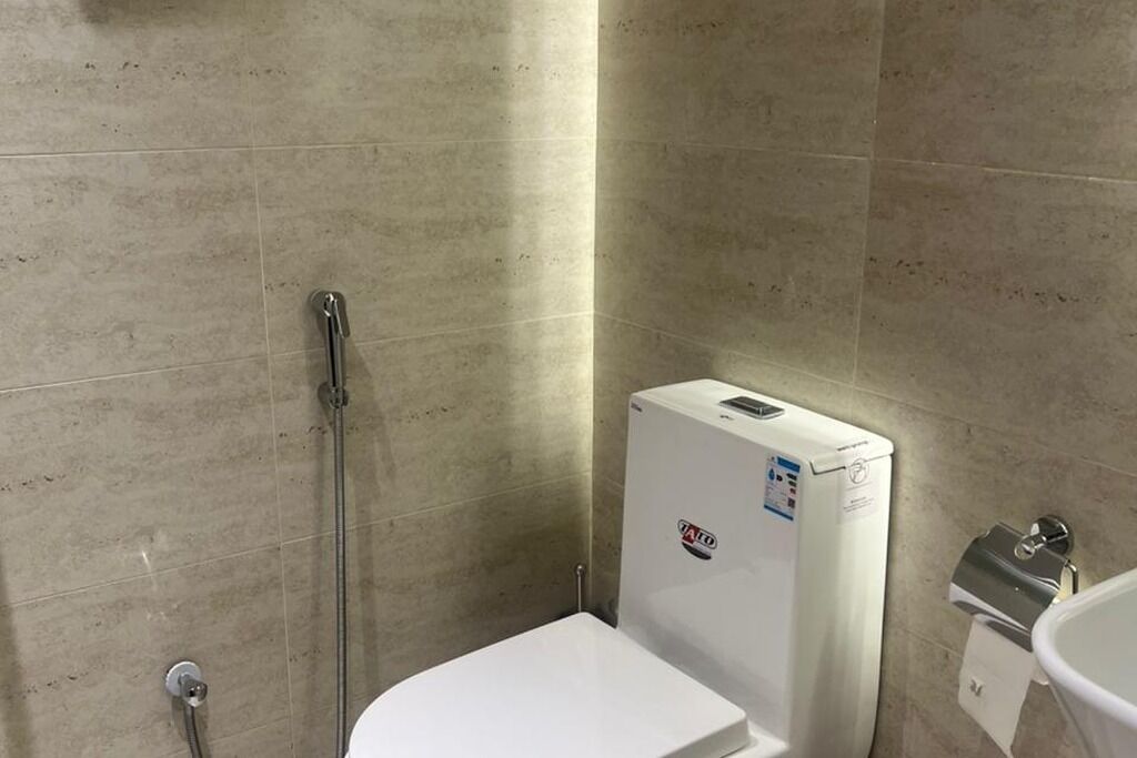Quadruple Room | Bathroom | Shower, towels, soap, shampoo