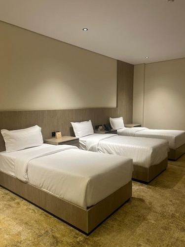 Nasamat Silver Hotel
