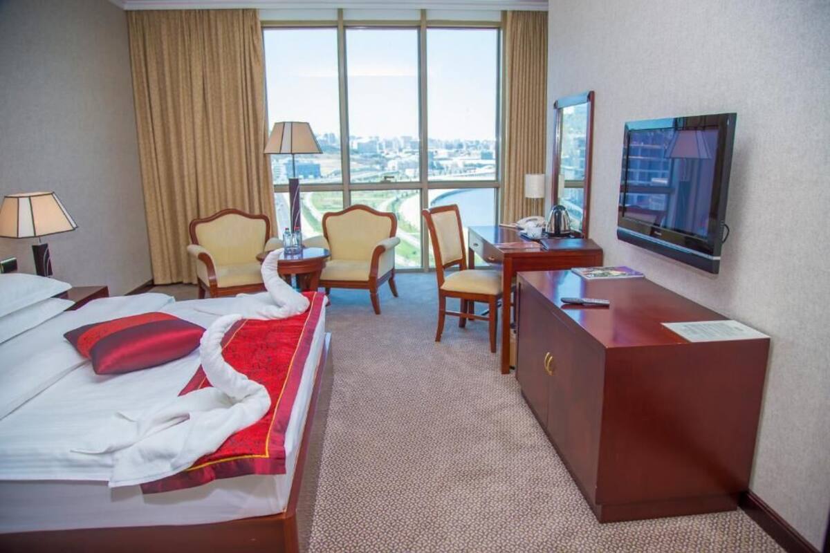 Standard Double or Twin Room, Sea View | In-room safe, soundproofing, free WiFi