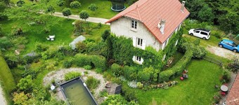 Stone house with treehouse and park in Valdaine