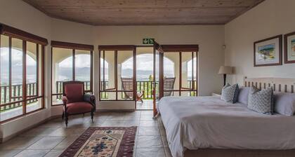 Barton Hammerkop Villa nr Hermanus - Hottub & Pool