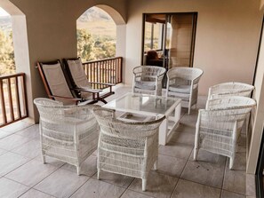 Villa, 5 Bedrooms, Smoking, Private Pool | Balcony - Barton Heron Near Hermanus With Hot Tub & Pool (Bot River)