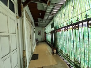 Lobby sitting area - Hotel O Syariah Near UNS Surakarta forme (Surakarta)