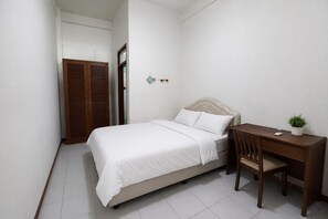 Standard Single Room - Hotel O Syariah Near UNS Surakarta forme (Solo)