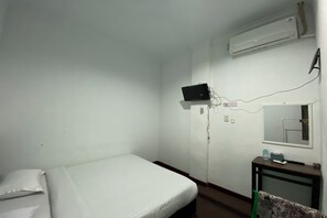 Room - Collection O near Masjid Raya Baiturrahm (Banda Aceh)