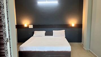 Standard Room | Free WiFi