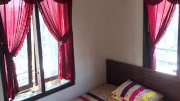 Standard Double Room | Bed sheets
