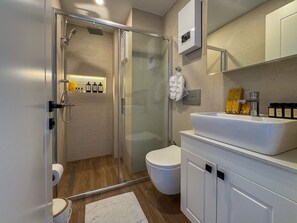 Bathroom - Qoople Elite 3 Elize 30 - Cozy 1-bedroom apartment in Alanya (Alanya)
