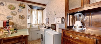 Holiday Home 'Casa Vacanze Fenera' with Mountain View, Shared Terrace and Wi-Fi