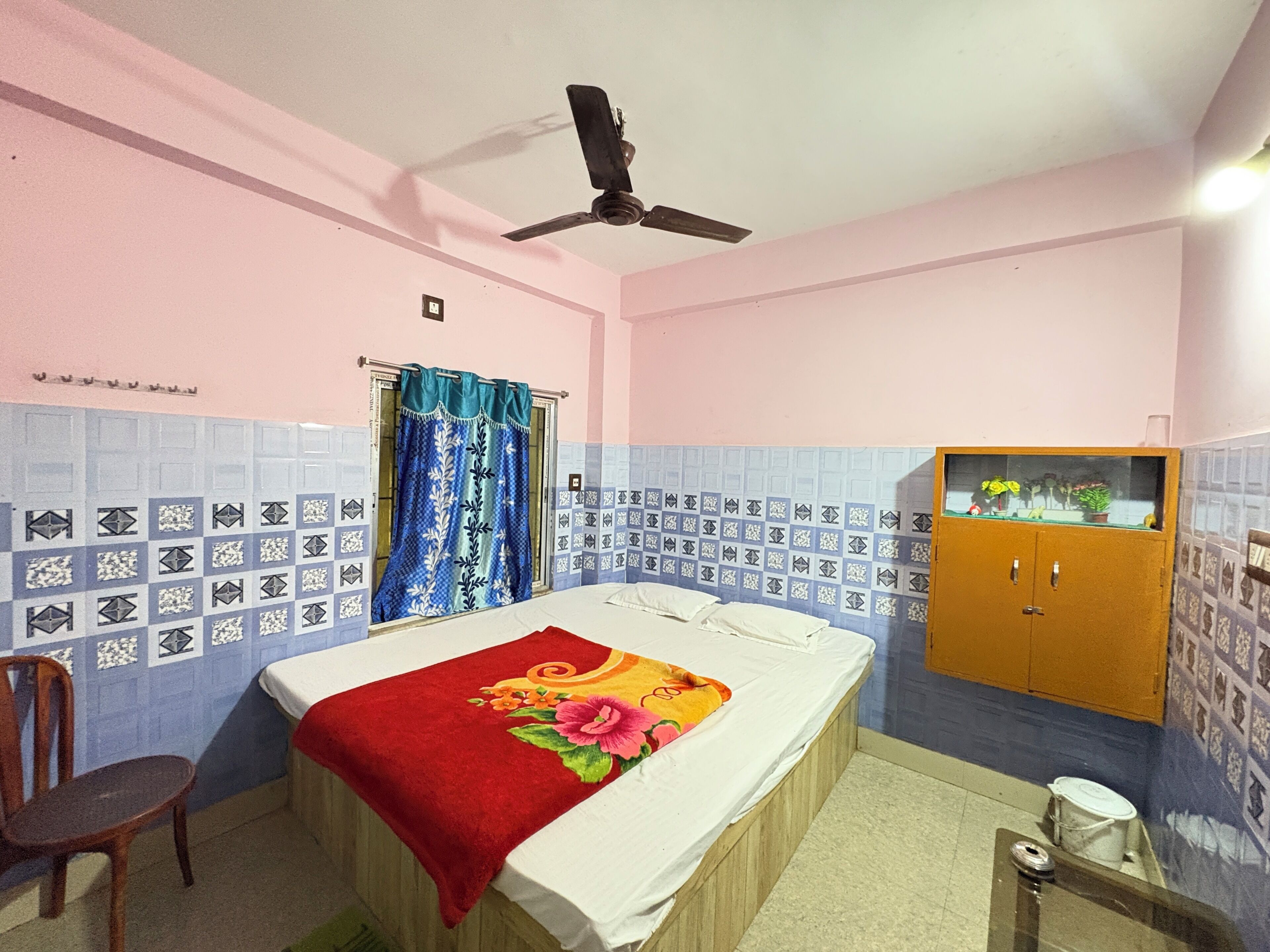 Standard Double Room, City View | Desk, free WiFi