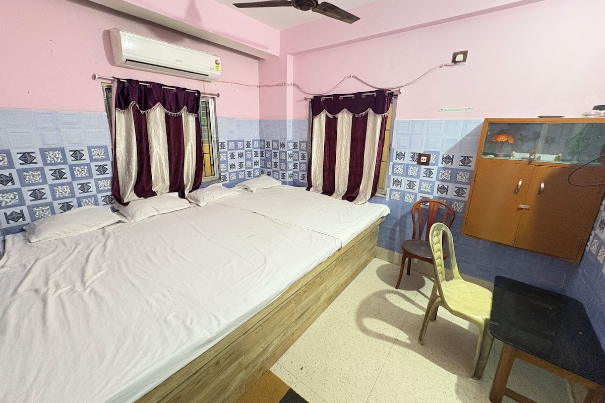 Standard Quadruple Room, Air conditioning, City View | Desk, free WiFi