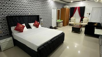 Room, Hill View