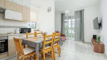 Apartment, Balcony | Living room