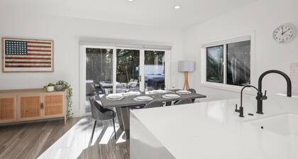 KBM Resorts 30 Day Rental 4 Bed/3.5 Bath Luxury Home Hot Tub, BBQ San Diego Getaway Hms-606