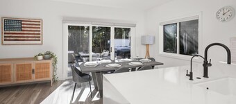 KBM Resorts 30 Day Rental 4 Bed/3.5 Bath Luxury Home Hot Tub, BBQ San Diego Getaway Hms-606