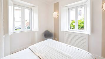 Bügeleisen/Bügelbrett, WLAN, Bettwäsche